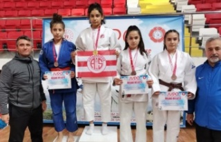 Antalyaspor Judo Takımı'ndan 5 madalya