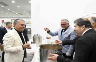 Başkan Uysal, merhum Cumhurbaşkanı Demirel'i...