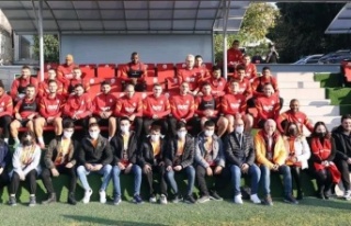 Yangınzede gençler, Galatasaray-Fenerbahçe derbisi...