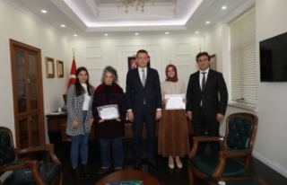 Alanya’da kütüphane yaptıran öğretmenlere başarı...