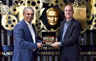 Başkan Uysal , Antalya OSB Teknik Koleji'ni...
