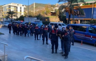 Ceza yağdı! Alanya’da uyuşturucu operasyonunda...