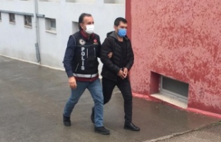 Sürdüğü kamyondan 52 kilo esrar çıktı, "haberim...