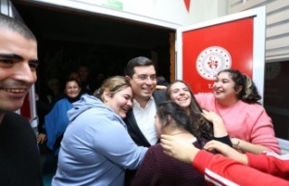 Tütüncü, özel bireylerle engelsiz kampta buluştu