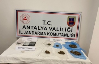 Uyuşturucu taciri jandarmadan kaçamadı