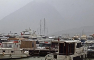 Yağıştan dolayı iki tekne battı, balıkçılar...