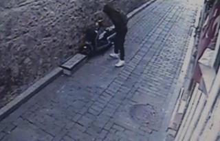 1 ayda iş yerine 4 kez hırsız giren esnaf isyan...