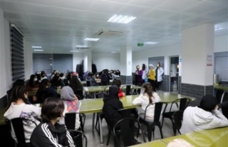 Alanya Belediyesi’nden öğrencilere diyetisyen...