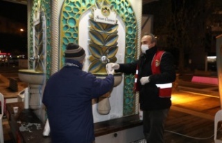 Alanya Belediyesi’nden vatandaşa sıcak çorba...