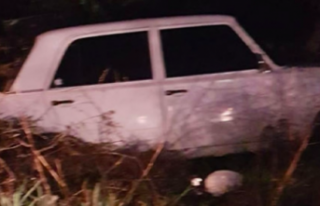 Alanya'da otomobil uçuruma yuvarlandı