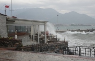 Alanya'ya şiddetli fırtına ve yağış uyarısı