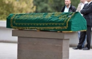 Alanyalı genç kız kaldığı öğrenci yurdunda...