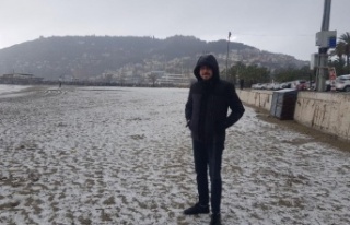 Alanya’ya 53 yıl aradan sonra kar yağdı