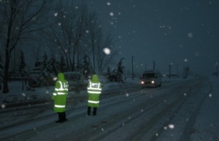 Antalya-Konya karayolu tüm araç trafiğine kapatıldı