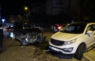 Aşırı hız kaza getirdi