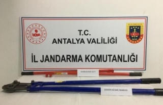 Aynı gün 4 farklı inşaattan 350 bin TL değerinde...