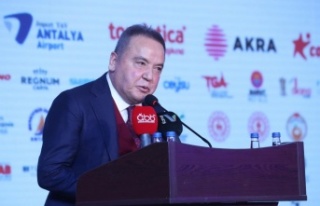 Başkan Böcek: “Hedefimiz, Antalya’yı spor turizminin...