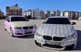 Dolar ve Euro araç kaplaması oldu otomobilleri görenler...