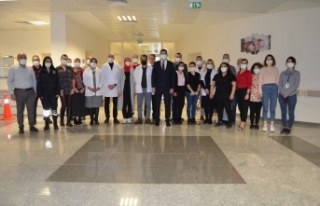 Hastane yönetimi yeni yılda sağlık çalışanını...