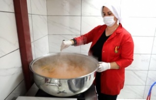 Korkuteli yöresel ürünleri KORKOOP’ta satılıyor