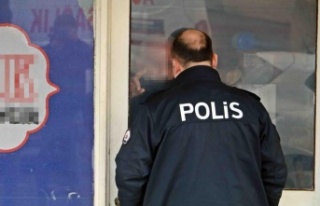 Müzakereci polisin bir sözü, kilitli kapıyı açtırdı