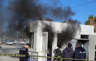 Tramvay güvenlik ve sistem odasındaki yangın korkuttu