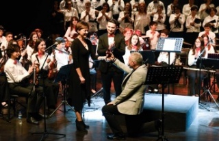 14 Şubat konserinde evlenme teklifi