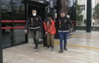 Alanya’da 38 yıl hapis cezasıyla aranan şüpheli...