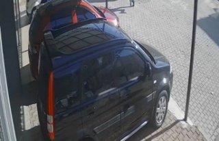 Alıcı gibi davranıp, test sürüşü için bindiği...