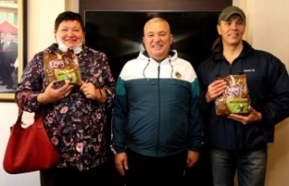 ALTSO Başkanı Şahin’den sokak hayvanlarına mama...