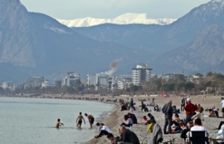 Antalya kışı erken uğurladı