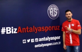 Antalyaspor, Sinan Gümüş'ü transfer etti