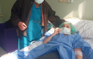 Baş ağrısı şikayetiyle hastaneye gitti burnundan...