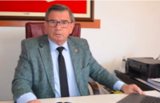 Başkan Karadağ: Sizi arayıp 'CHP adına kitap...