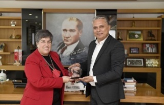 Başkan Uysal: “Kadınlarımızın yanındayız”