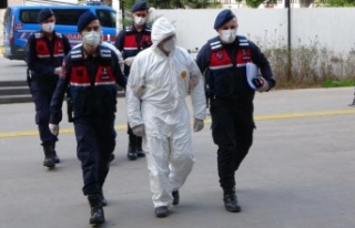 Covid-19 testleri pozitif çıktı, adliyeye tulumlu...