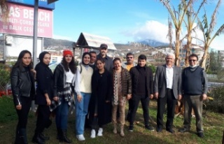 DEMKOD, bursiyer öğrencileri ile buluştu 