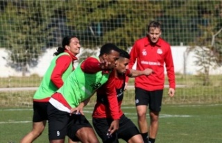FT Antalyaspor, Hatayspor maçı hazırlıklarını...