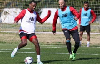 FT Antalyaspor, Trabzonspor hazırlıklarına başladı