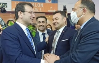 İmamoğlu'ndan Alanya standına ziyaret