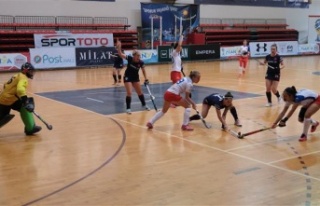 Kadınlar Salon Hokeyi Avrupa Kulüpler Şampiyonası...