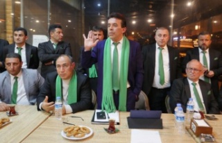 Kayabaşlı: Esnafımız istediği için aday oldum