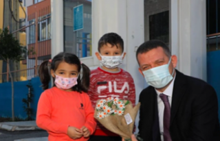 Kaymakam Ürkmezer'den miniklere ziyaret