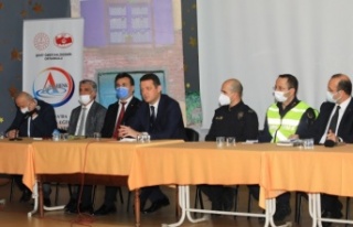 Kaymakam Ürkmezer’den okul müdürlerine talimat