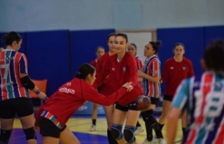 Konyaaltı galibiyet serisi peşinde