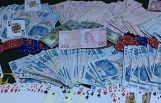 Kumar baskınında 7 şahsa 12 bin 733 TL ceza