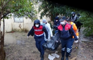 Kuş avlamak için çıktığı metruk binada çürümüş...