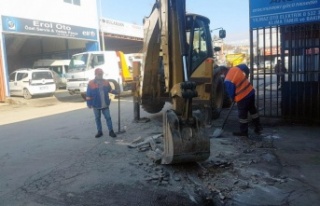 Manavgat’ta yol bakım çalışması