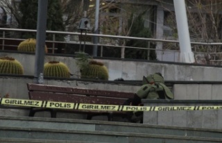 Şüpheli çantadan ders kitapları çıktı