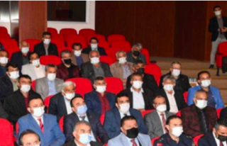 Vali Yazıcı muhtarlarla bir araya geldi